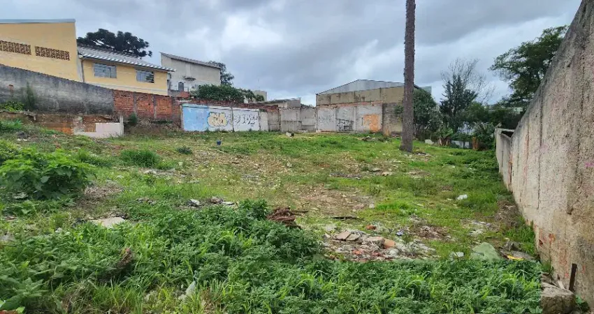 Terreno de 840m² em Colombo próximo a Rua Abel Scuissiato