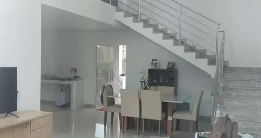 Casa com 3 quartos à venda no Residencial Porto Seguro, Ipatinga