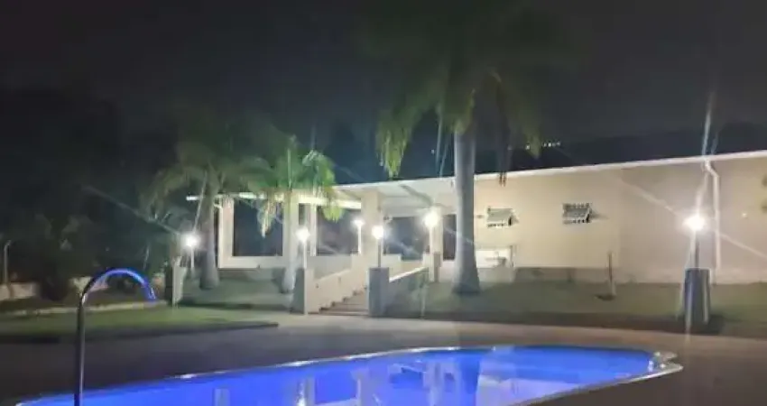 Chácara / sítio com 3 quartos à venda na Rua Ariovaldo Pinto, Colinas de Indaiatuba II, Indaiatuba