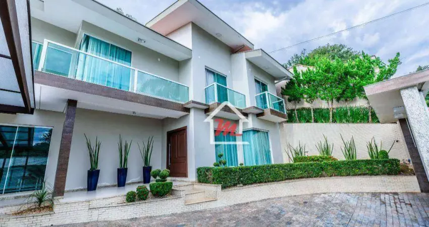 Casa mobiliada pertinho da Vila Germânica, com 3 dormitórios à venda, 356 m² por R$ 1.650.000 - Velha - Blumenau/SC