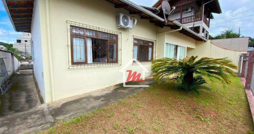 Casa com 3 dormitórios à venda, 105 m² por R$ 820.000,00 - Velha Central - Blumenau/SC