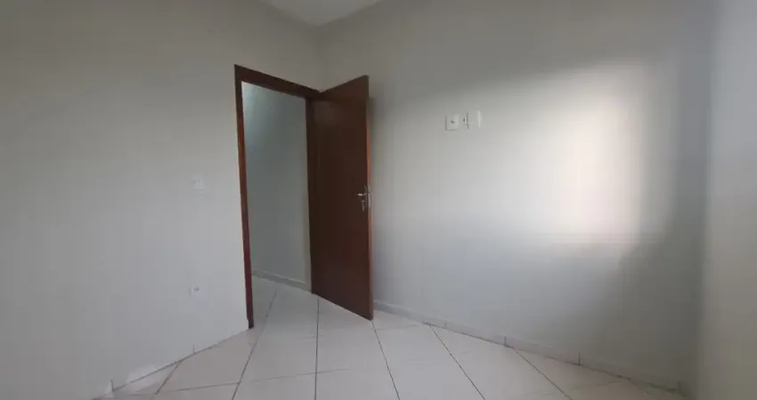Casa em condomínio de 2 dormitório(s) e 0 suíte(s) no bairro jd. glória, praia grande