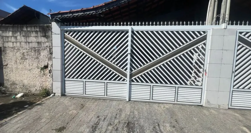 Sobrado de 2 Dormitório(s) e 1 Suíte(s) no bairro Cid. Da Criança, Praia Grande