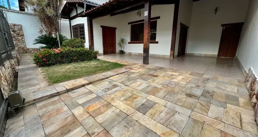 Casa com 3 quartos para alugar na Rua Manoel Lopes Coelho, 65, Itapoã, Belo Horizonte