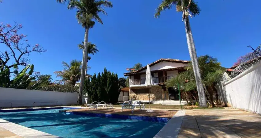 Casa com 4 quartos para alugar na Alameda do Ipê Amarelo, 989, São Luiz, Belo Horizonte