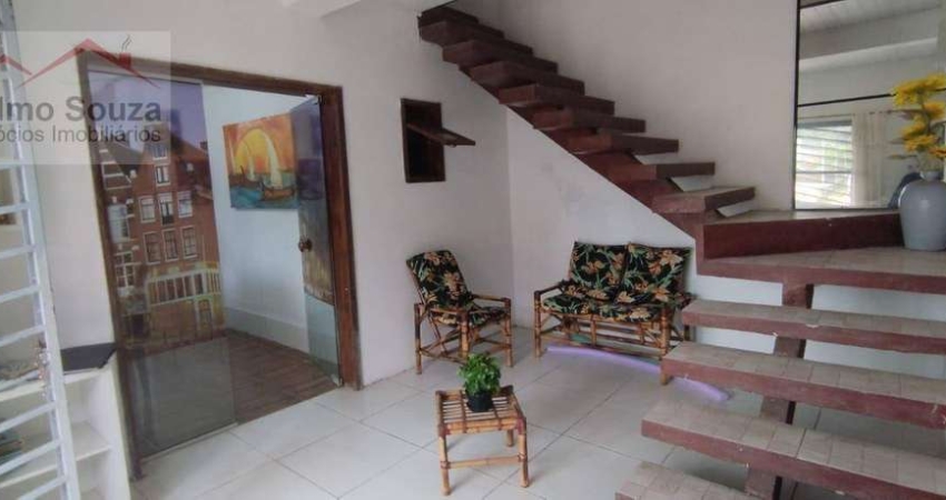 Sobrado com 2 dormitórios à venda, 190 m² por R$ 615.000 - Parque Amador - Esteio/RS