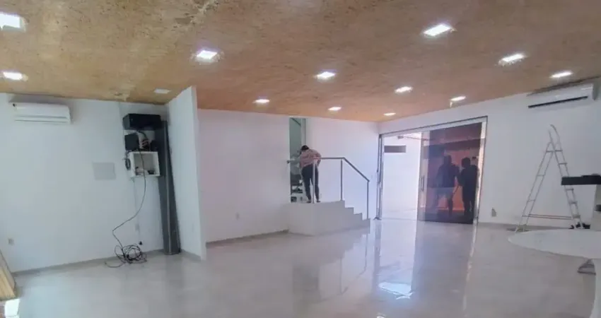 CASA COMERCIAL EM PIEDADE