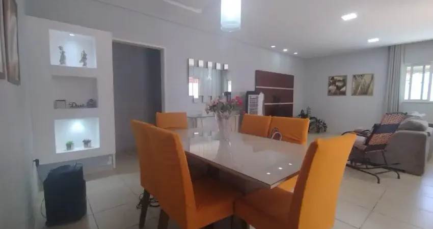 Vendo Excelente casa em piedade a 5 minutos da Bernardo Vieira com piscina 450 m2 com Painel Solar