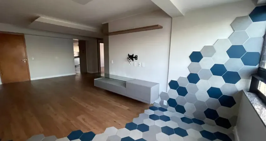 Apartamento de luxo com vista para o mar totalmente reformado | 105m² | 3 quartos