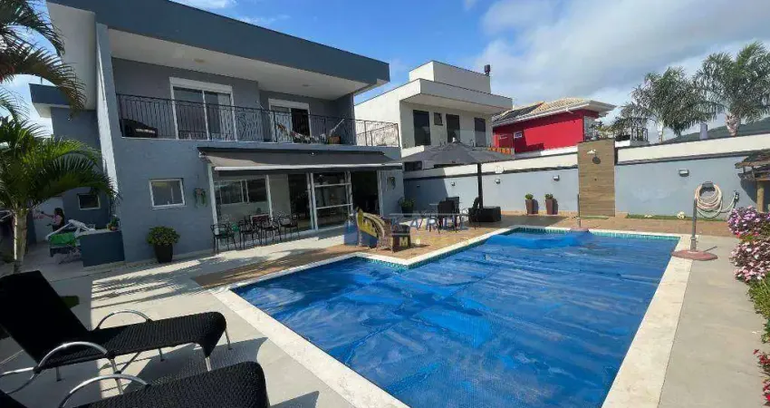 SOBRADO à VENDA no INTERIOR a 80KM de SÃO PAULO, com 4 Suítes, Piscina, Área  Gourmet em CONDOMÍNIO FECHADO VALE DAS ÁGUAS em BRAGANÇA PAULISTA!