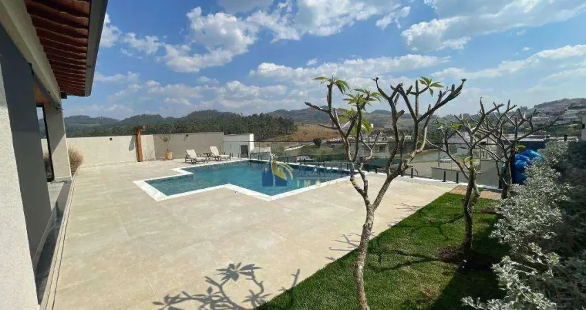 Maravilhosa Casa à Venda com 4 Suítes, Churrasqueira Integrada a Belíssima Área da Piscina no Condomínio Tipo Clube Vale das Águas!!