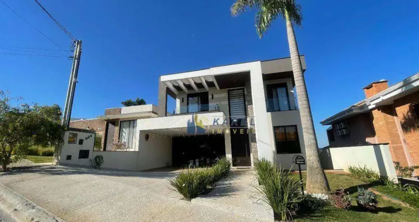 Sobrado à Venda com 403m² de Área Construída incluindo a Piscina
