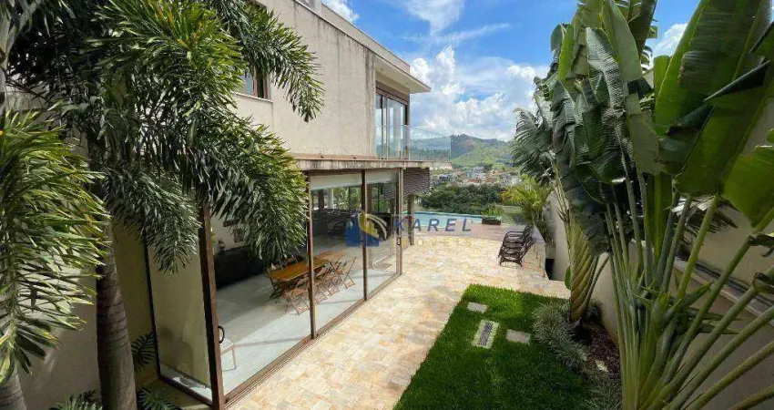 SOBRADO à VENDA no INTERIOR com 4 SUÍTES, PISCINA , ÁREA GOURMET INTEGRADA em Condomínio Tipo Clube VALE DAS ÁGUAS em BRAGANÇA PAULISTA  a 86KM de SP!