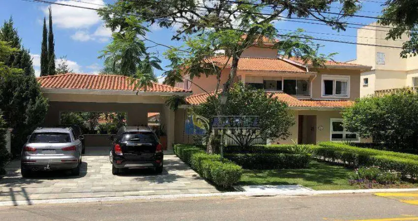 SOBRADO REFORMADO no RESIDENCIAL MORADA DOS PÁSSAROS na ALDEIA DA SERRA com 472m de Área Construída e 770m de Terreno Plano!