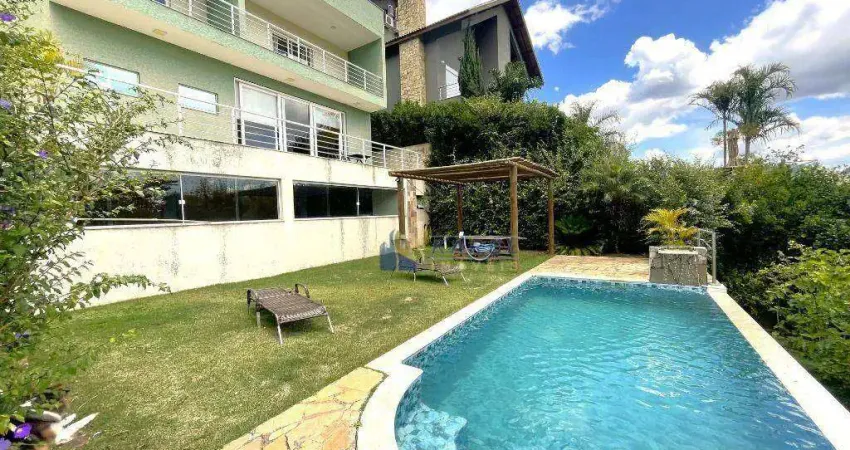 Sobrado à venda com 4 dorms, piscina e quintal gramado em cond. tipo clube vale das águas em bragança paulista!!