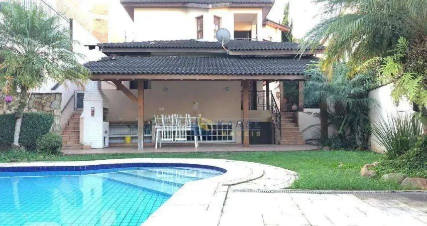 CASA à VENDA 4 Suítes, Piscina, Área Gourmet. Quintal Gramado no JARDIM MARAJOÁRA / SP.