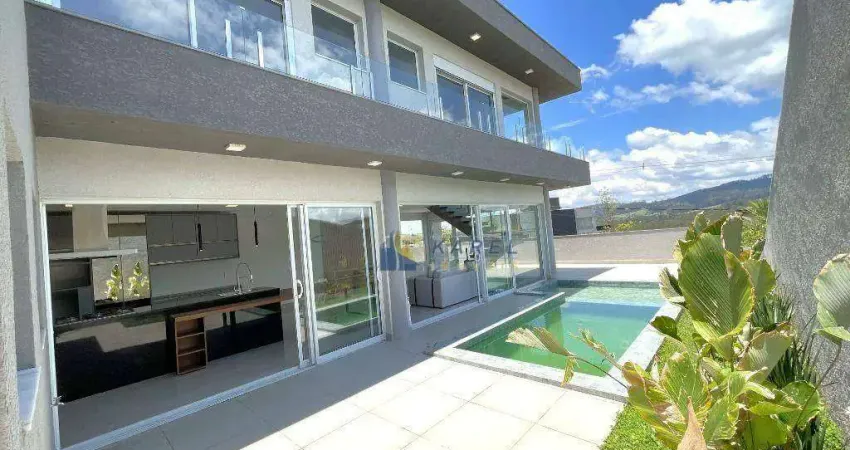 Sobrado para venda / locação com 3 suítes com closet e varanda, piscina, quintal gramado em condomínio tipo clube vale das águas em bragança paulista