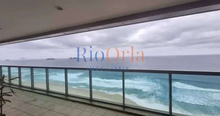 Costa del Sol, frontal, apt 4 quartos com infraestrutura na Orla da praia.