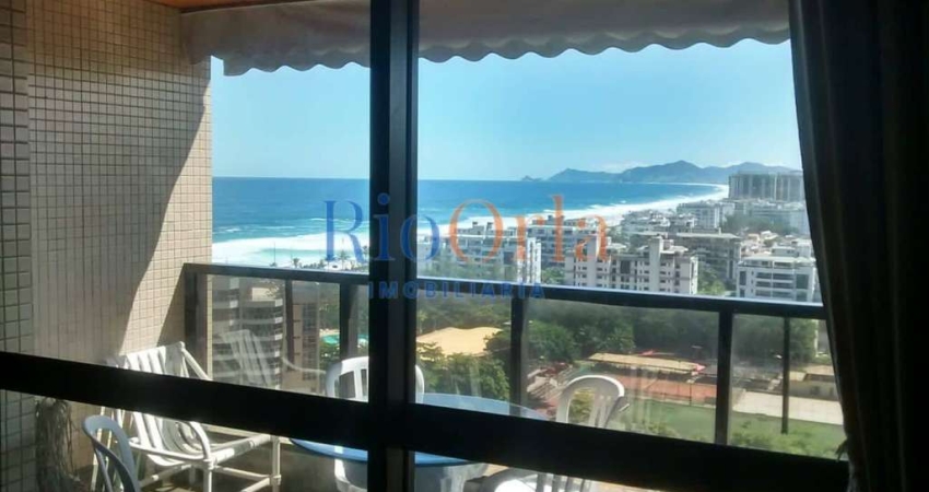Summer Dream, apartamento 4 quartos na praia da Barra com infraestrutura !