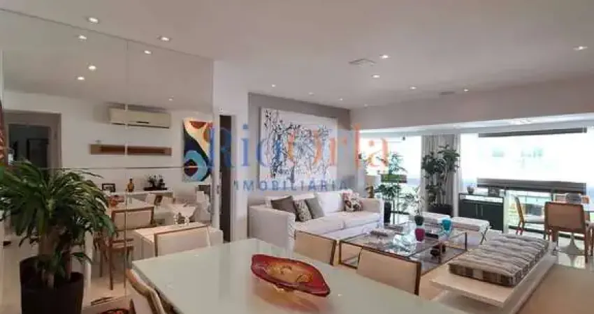 Palais de Nice, lindo apartamento moderno e sol da manhã!!