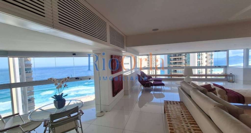 Atlântico Sul, frontal, apt 4 quartos com infraestrutura na Orla da praia.