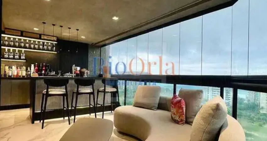 Frontal Mar de Puro Luxo: Golden Green com 204m²