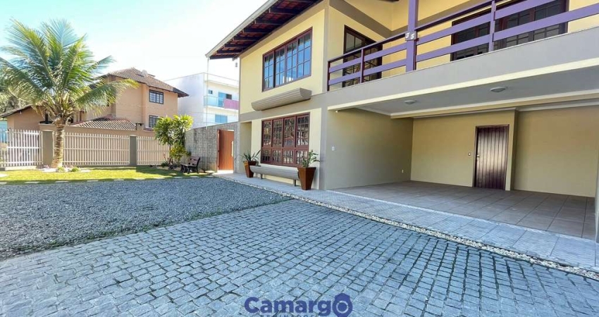 Casa com 5 quartos à venda no Boehmerwald, Joinville 