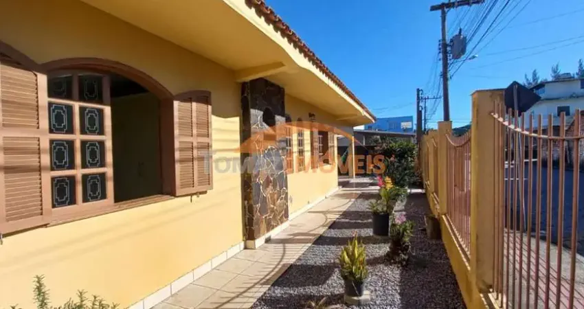 Casa com 4 quartos à venda na Sagrada Família, 23, Vila Nova, Imbituba