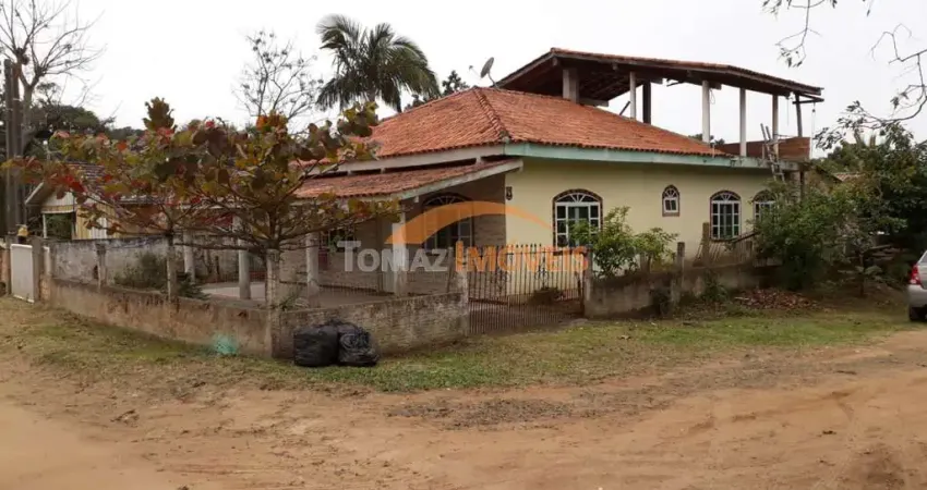 Casa com 2 quartos à venda na Rua 12 de Outubro, 247, São Tomás, Imbituba