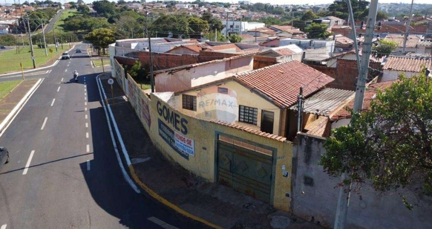 Casa de esquina a venda no Mary Dota, com 2 quartos, garagem para 2 carros, próximo a Av. Dr Marcos De Paula Raphael