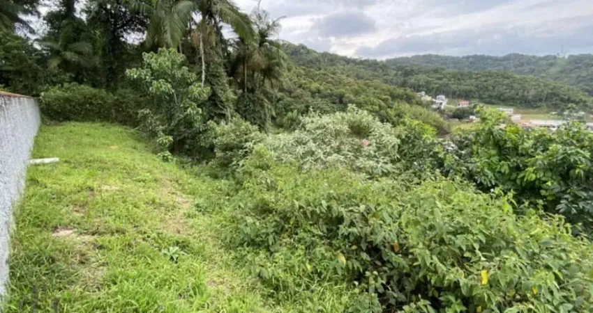 Terreno à venda em Brusque-SC, bairro Guarani, 498,00 m² de área disponível!