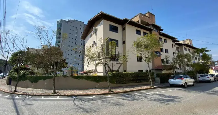 Imperdível! Apartamento de 3 quartos no Centro de Brusque-SC, com suíte, 2 salas, 3 banheiros, 2 vagas de garagem e 150m². Venha conferir!