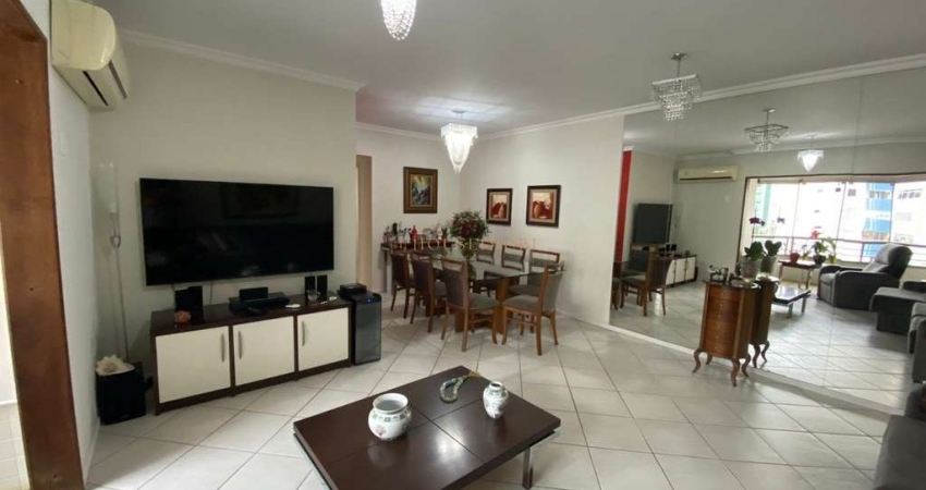 Apartamento com 3 quartos à venda na Rua Santo Inácio de Loyola, 124, Centro, Florianópolis