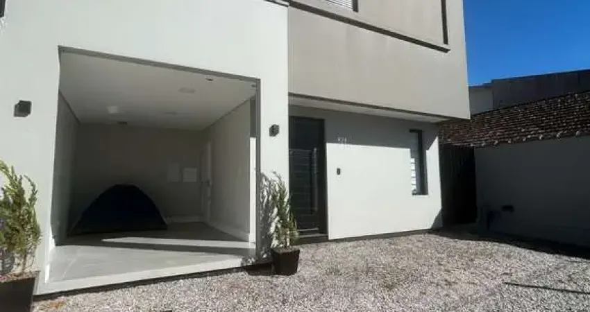 Casa com 3 quartos à venda na Antonio Matos Areias, 581, Estreito, Florianópolis