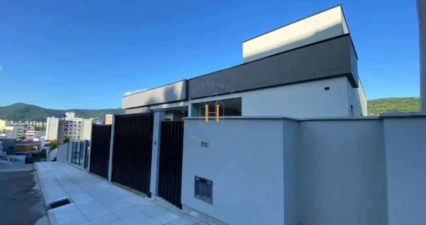 Casa com 3 quartos à venda na Rua Acelon Eduardo da Silva, 257, Córrego Grande, Florianópolis