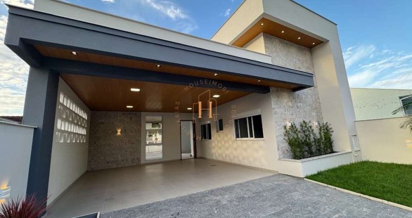 Casa com 3 quartos à venda na Rua Maria de Lurdes Frederico, 12, Forquilhas, São José