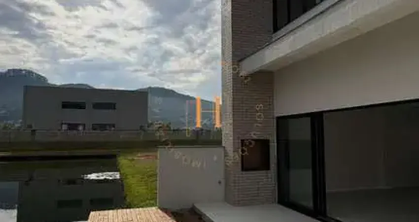 Casa em condomínio fechado com 3 quartos à venda na Avenida Deltaville, 360, Deltaville, Biguaçu