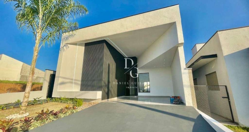 Casa com 3 dormitórios à venda, 108 m² por R$ 750.000,00 - Condomínio Vale dos Cristais - Taubaté/SP