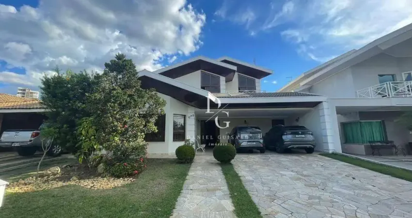 Casa com 3 dormitórios à venda, 270 m² por R$ 1.700.000,00 - Condomínio Taubaté Village  - Taubaté/SP