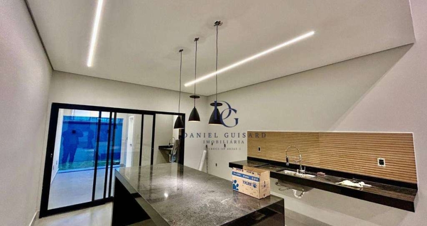 Casa com 3 dormitórios à venda, 151 m² por R$ 750.000,00 - Vale dos Cristais - Taubaté/SP