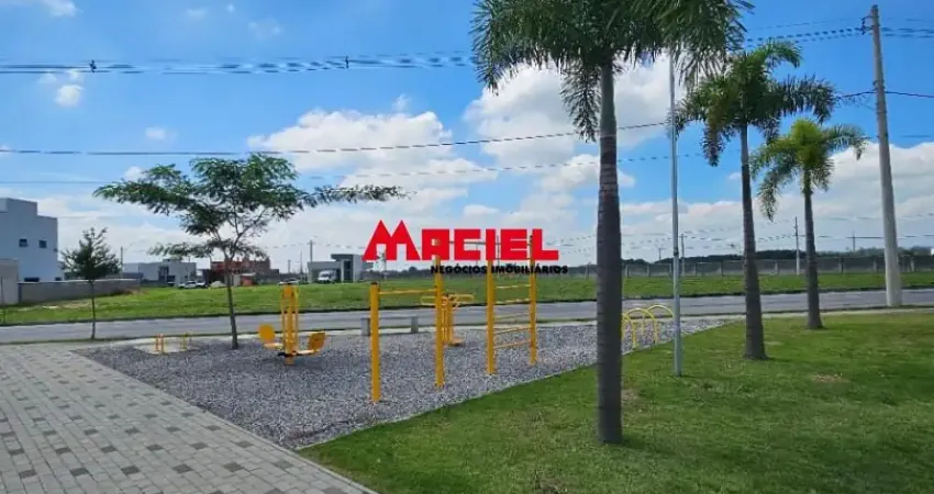 Sobrado em condomínio fechado  Vereda dos Campos  com lazer e portaria 24 horas , para a sua maior segurança e conforto.