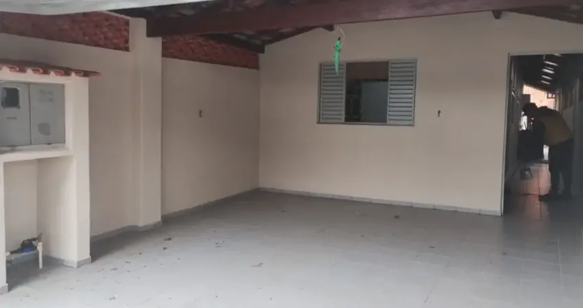 Casa térrea no Palmeiras de São José, próxima do Hospital. Regional Sul ,com fácil acesso a via Dutra