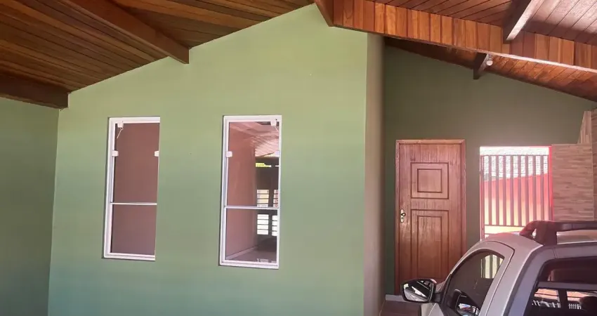 Oportuniddae, excelente casa 2 dormitórios 80m2 próximo shopping oriente, farmácia, açougue, padaria, escola