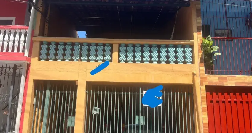 Oportunidade bela casa com excelente localização próximo a escola, supermercado, padaria, escola