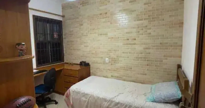 Sobrado com 3 dormitórios à venda, 160 m² por R$ 650.000,00 - Santa Maria - Santo André/SP