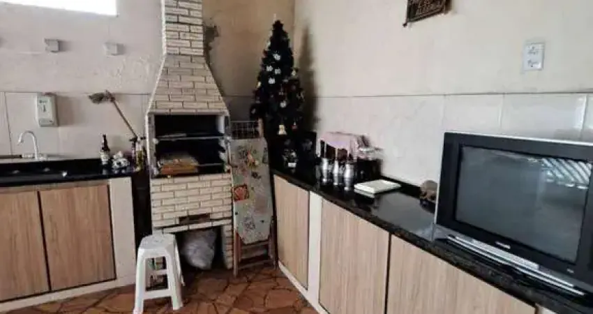Sobrado com 3 dormitórios à venda, 202 m² por R$ 650.000,00 - Parque São Vicente - Mauá/SP