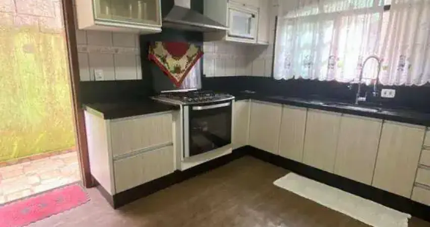 Sobrado com 3 dormitórios à venda, 192 m² por R$ 550.000,00 - Jardim Nilza Miranda - Mauá/SP