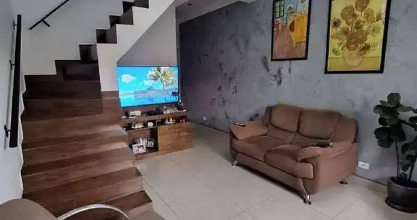 Sobrado com 4 dormitórios à venda, 111 m² por R$ 650.000,00 - Parque das Américas - Mauá/SP