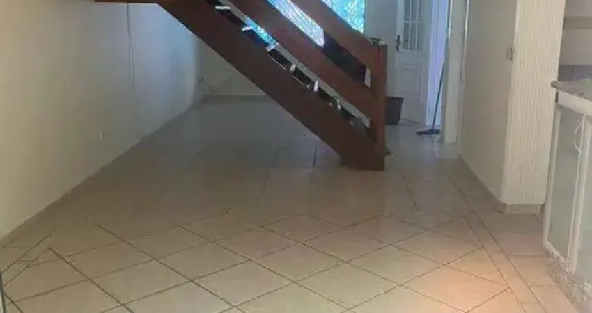 Sobrado com 3 dormitórios à venda, 104 m² - Parque São Vicente - Mauá/SP