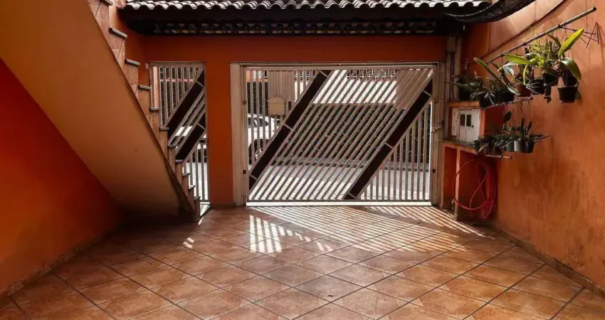 Sobrado com 4 dormitórios à venda, 291 m² por R$ 660.000,00 - Vila Nossa Senhora das Vitórias - Mauá/SP